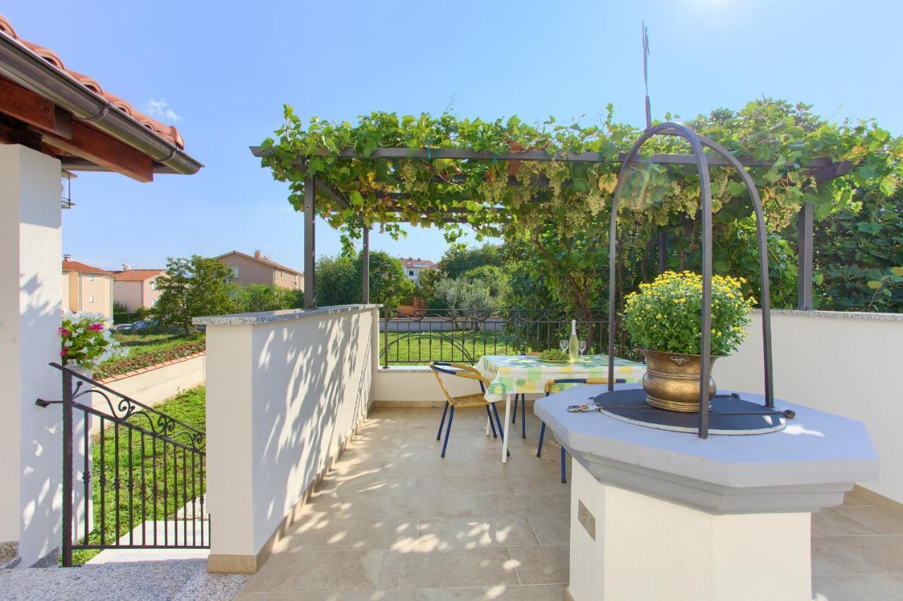 Kuca Dumar Villa Malinska Exterior photo